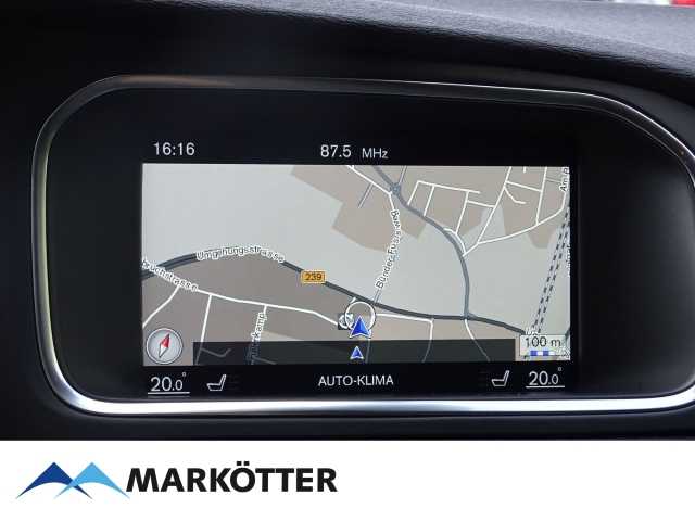 Volvo  Cross Country D2 Momentum/NAVI/PDC/CAM/SHZ